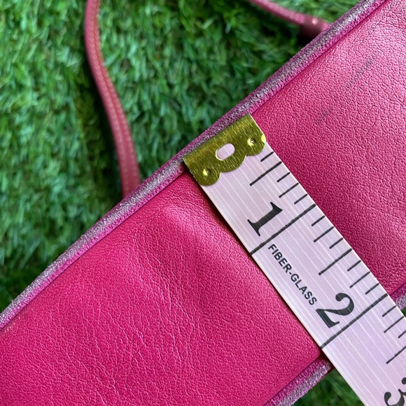 Pink Coach demi purse - Picture 16 of 17